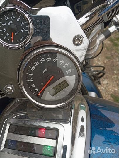 Хонда VTX 1800C