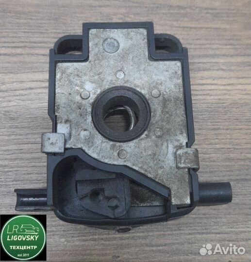 Замок капота. Land Rover Range Rover L322 AJ133