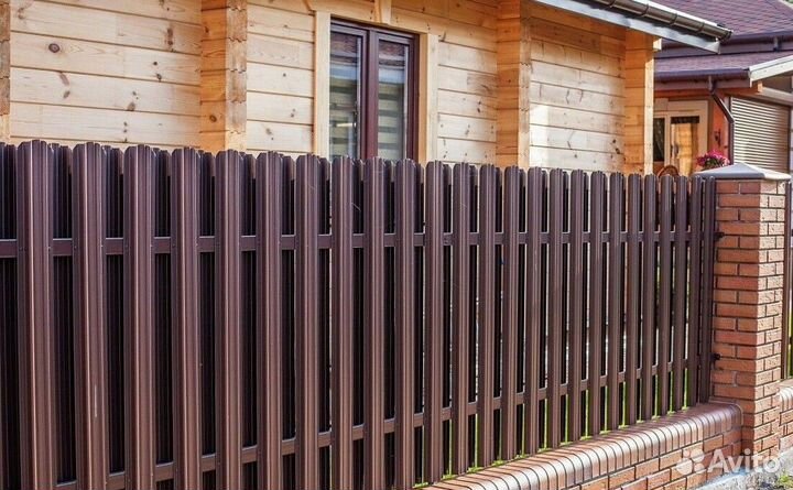 Металлический евроштакетник