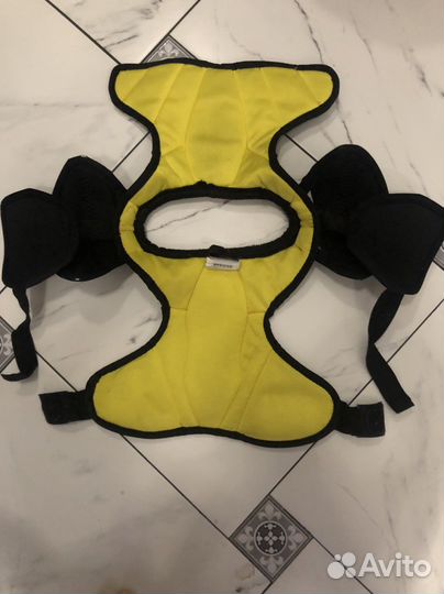 Нагрудник хоккейный детский