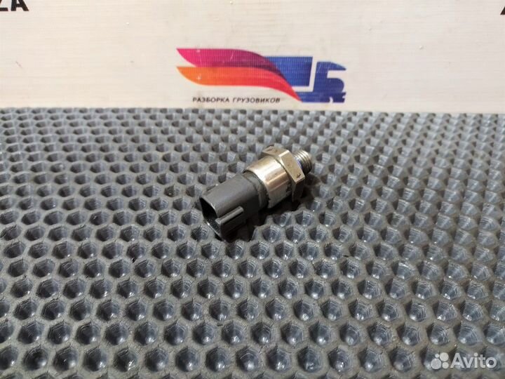 1911032 Датчик давления картерных газов