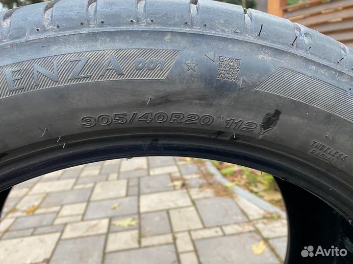 Bridgestone Alenza 001 275/45 R20 и 305/40 R20 112Y