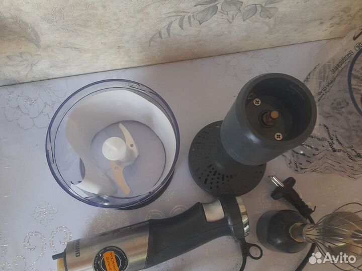 Блендер Redmond