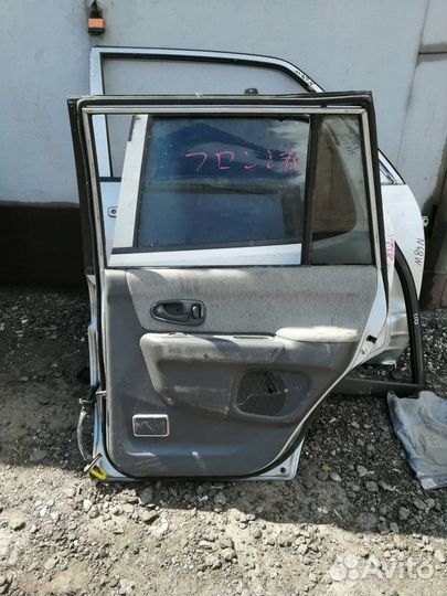 Дверь Mitsubishi Challenger K94 95 96 97