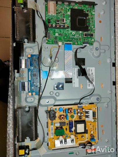 Запчасти к телевизору Samsung UE32J5500AU: