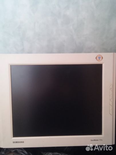 Монитор samsung GH17MS