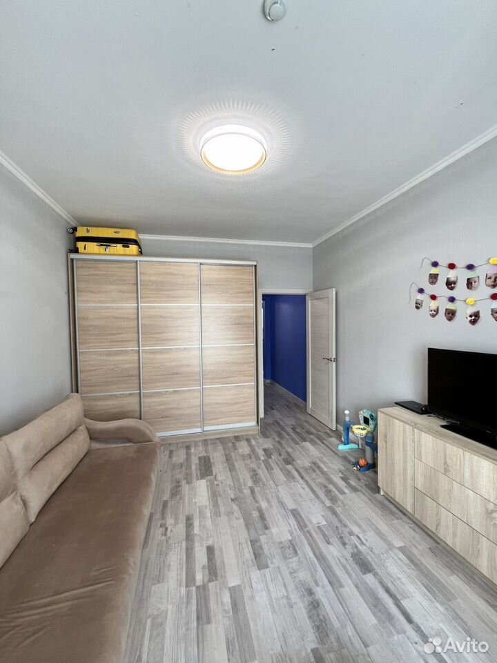 2-к. квартира, 67 м², 15/17 эт., Андреевка