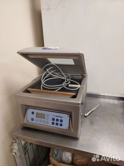 Вакууматор Multivac-100