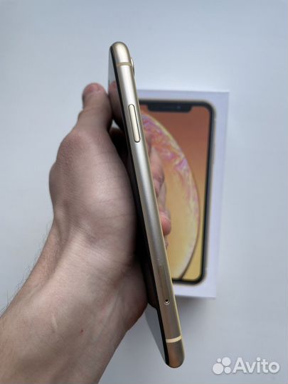 iPhone Xr, 64 ГБ