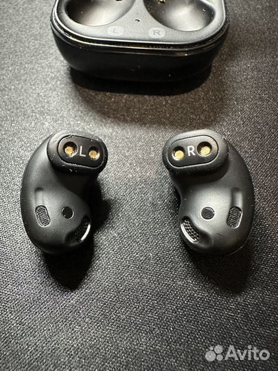 Samsung Galaxy Buds Live (оригинал)