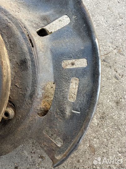 Поворотный кулак левый Chevrolet Rezzo