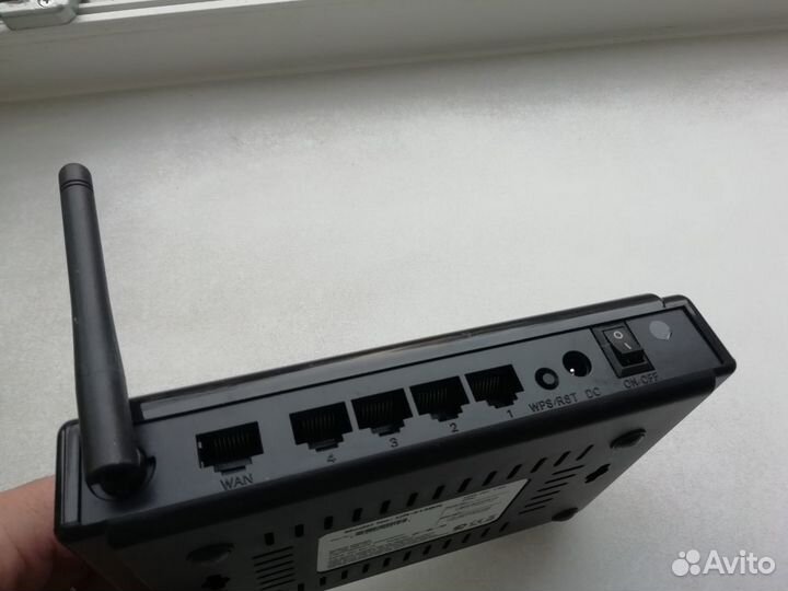 UR-315BN Wi-Fi роутер стандарта 802.11n 150 Мбит/с