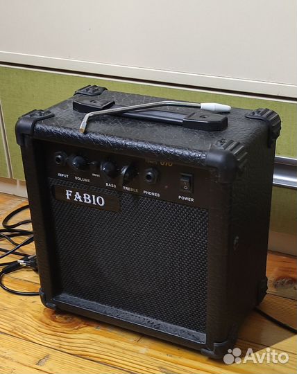 Электрогитара с комбиком