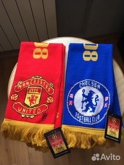 Manchester United; Chelsea (шарфы)