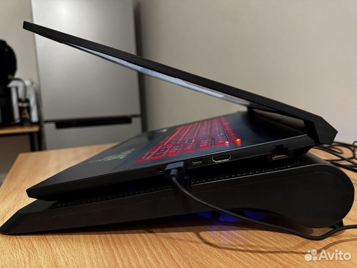 Игровой ноутбук MSI Katana