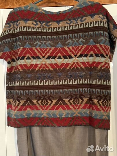 Фирменый новый жилет безрукав