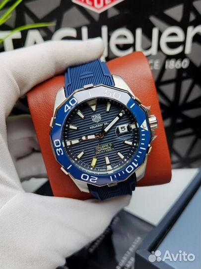 Новые с гарантией часы Tag Heuer Aquaracer