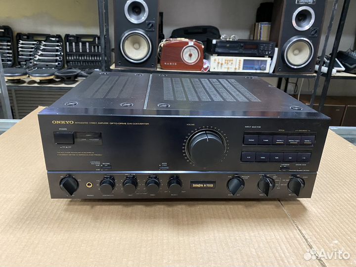 Усилитель Onkyo Integra A-701D(4) 21.3кг