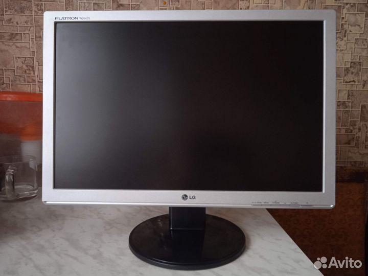 Монитор LG 20