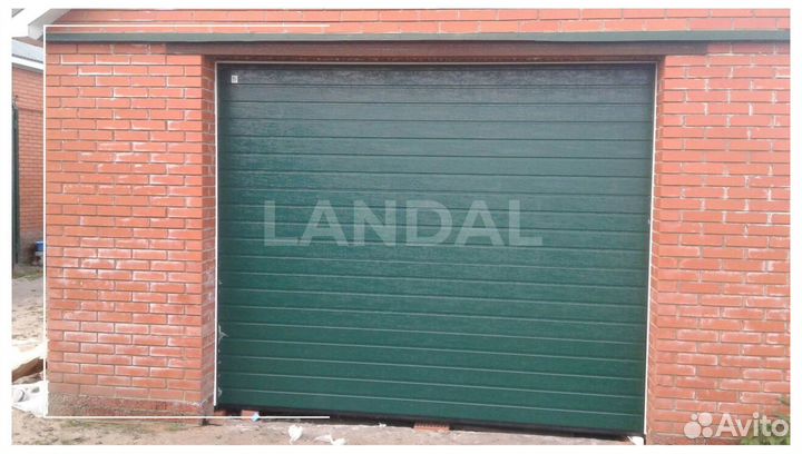 Гаражные секционные ворота