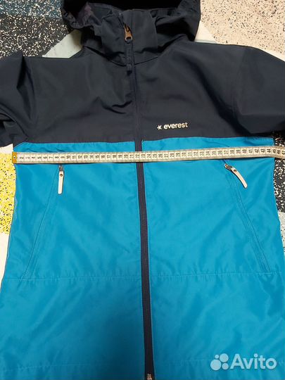 Куртка ветровка на мальчика 140