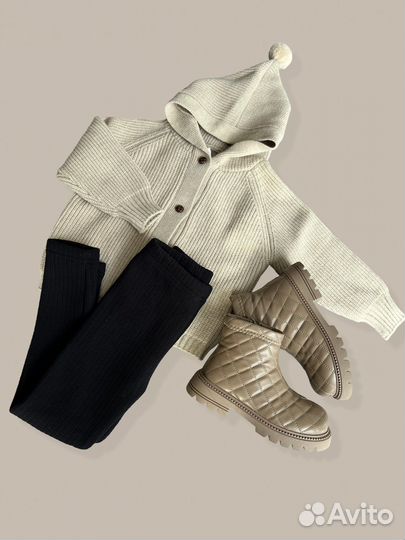 Свитер с капюшоном детский