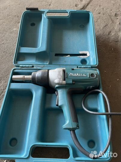 Гайковерт makita TW0350