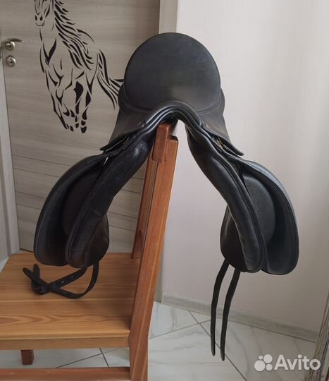 Седло выездковое Bates Caprilli 17,5/32