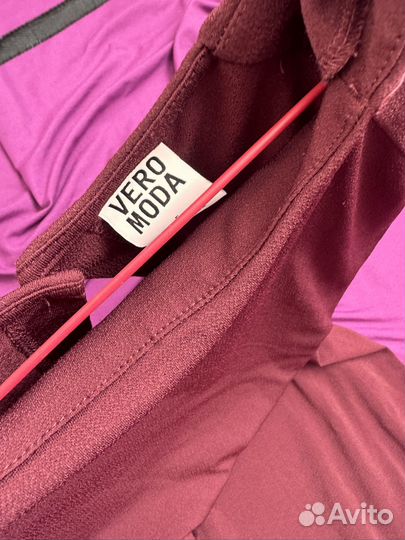 Платье с открытой спиной 44 р