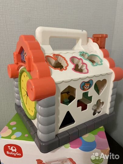 Бизиборд домик,развивающие игрушки