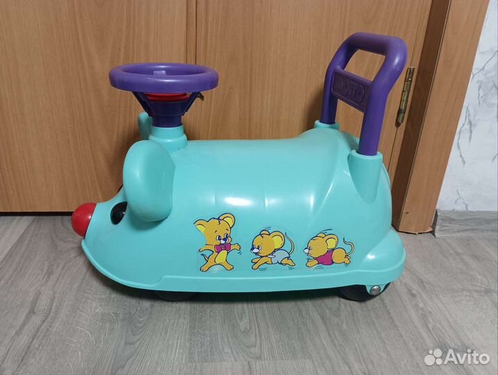 Машинка-каталка