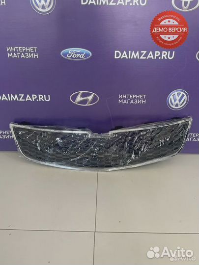 Решетка верхняя радиатора Chetvrolet Cruze (09-13)