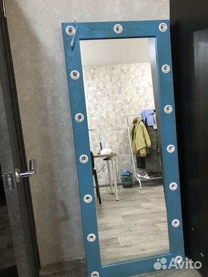 Гримерное зеркало с лампочками бу