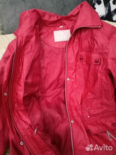 Ветровка женская