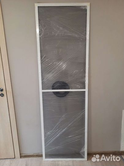 Новая москитная сетка на балконную дверь Rehau