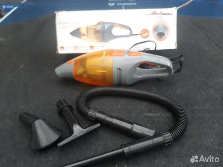 Автомобильный пылесос