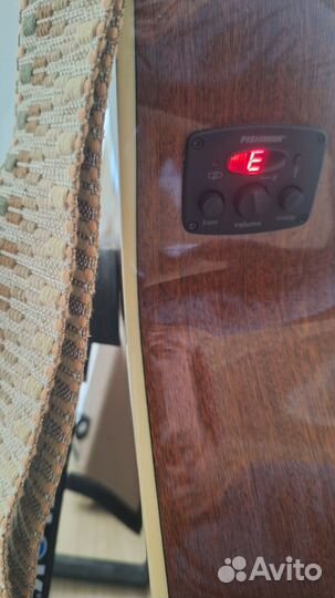 Электроакустическая гитара fender