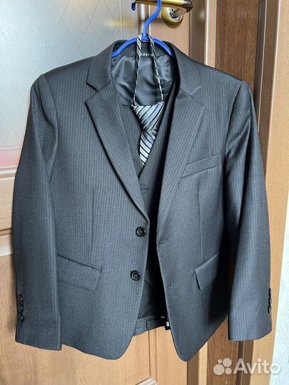 Школьный костюм 128-134