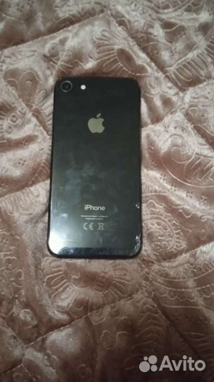 Телефон iPhone 8 64 gb