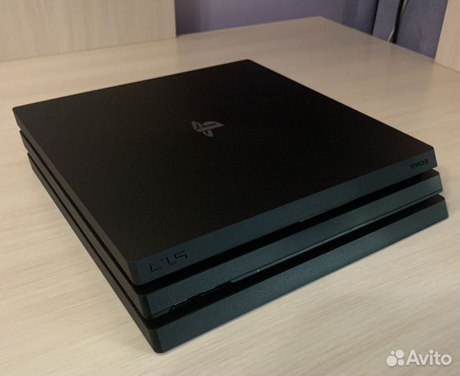 Sony playstation 4 PS4 pro 1tbа с играми