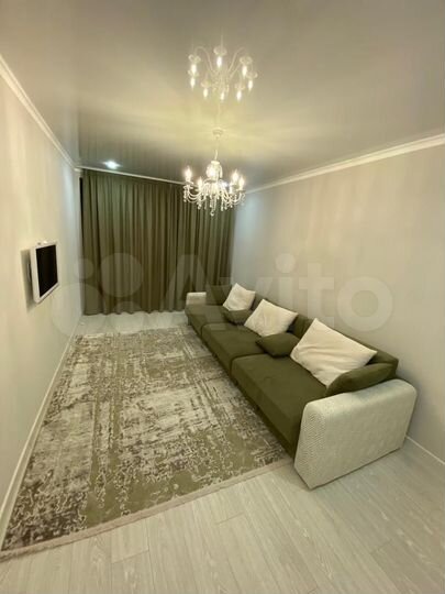 2-к. квартира, 68 м², 4/8 эт.