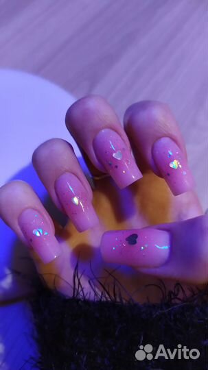 Модель на маникюр + гель лак в салон