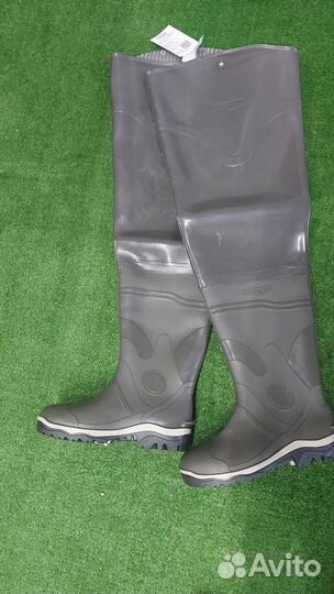 Резиновые сапоги для рыбалки