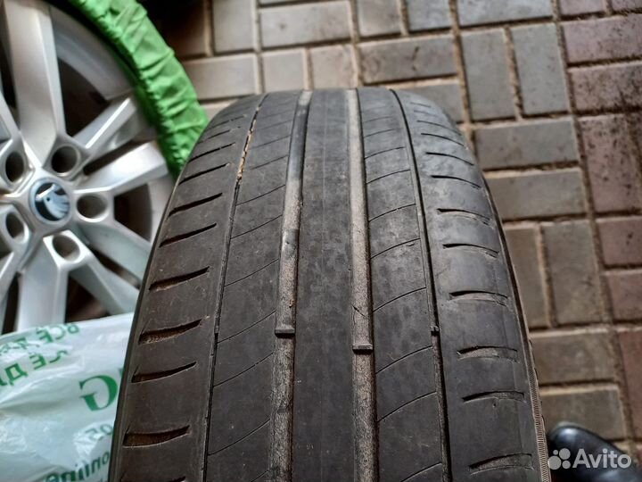 Michelin X Radial 215/65 R17