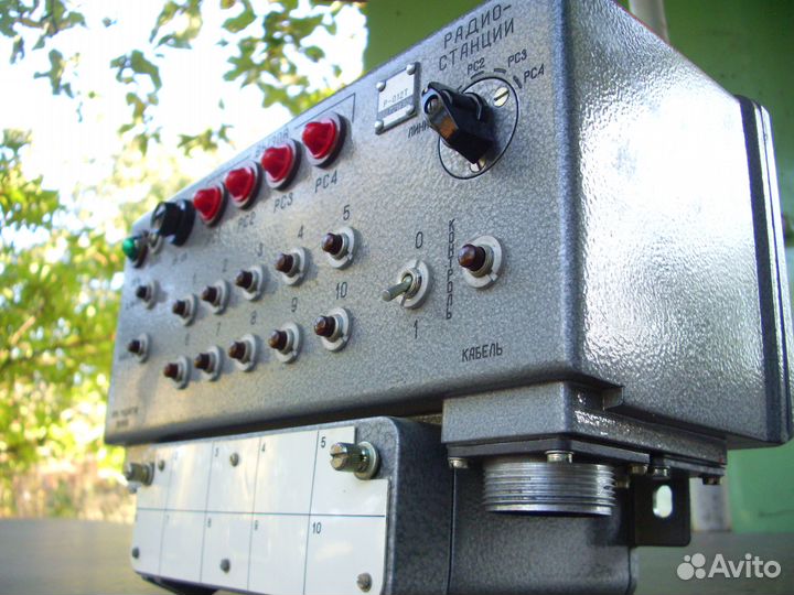 Радиостанция DF-3 Деймос. Блок вызова Р-012Т