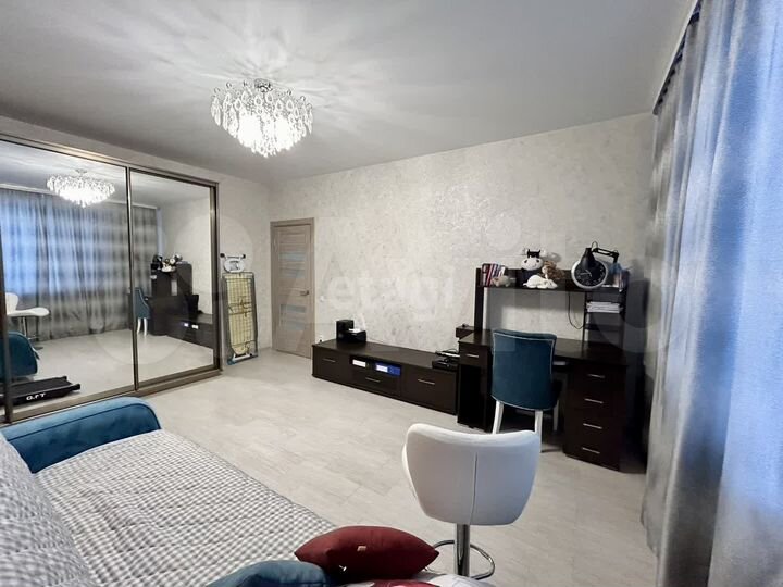 2-к. квартира, 59,8 м², 1/10 эт.