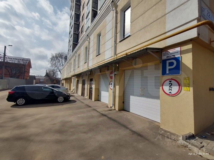 Машиноместо, 28 м²