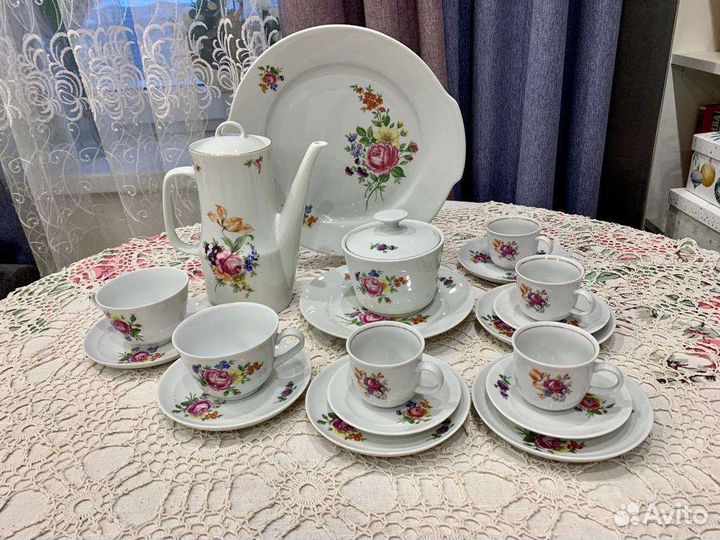 Сервиз Мейсенский букет Kahla и кофейник Богемия