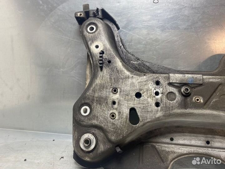 Балка подмоторная Renault Laguna II 2001-2008