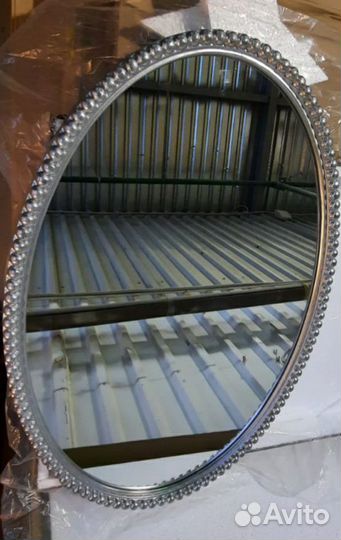 Зеркало в раме овальное настенное стиль барокко